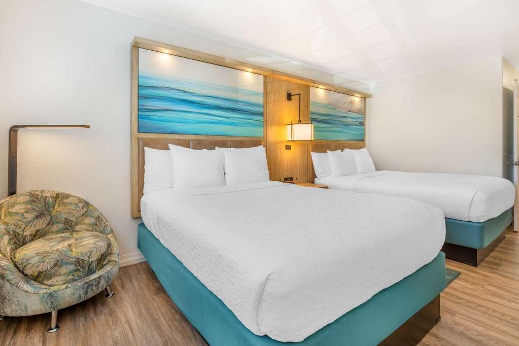 Best Western Plus Capitola By-The-Sea Inn & Suites Bilik gambar